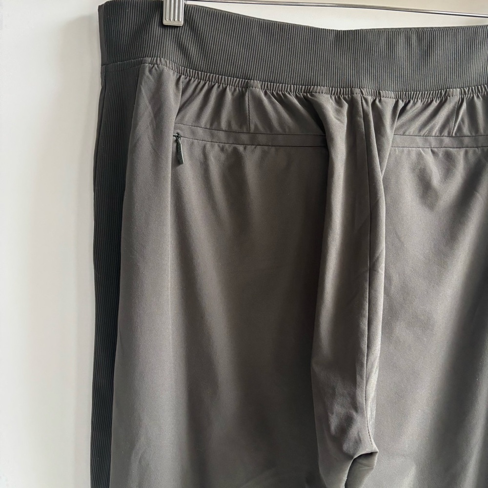 Brooklyn Mid Rise Ankle Pants In Mountain Olive Size 14T - Picture 8 of 17